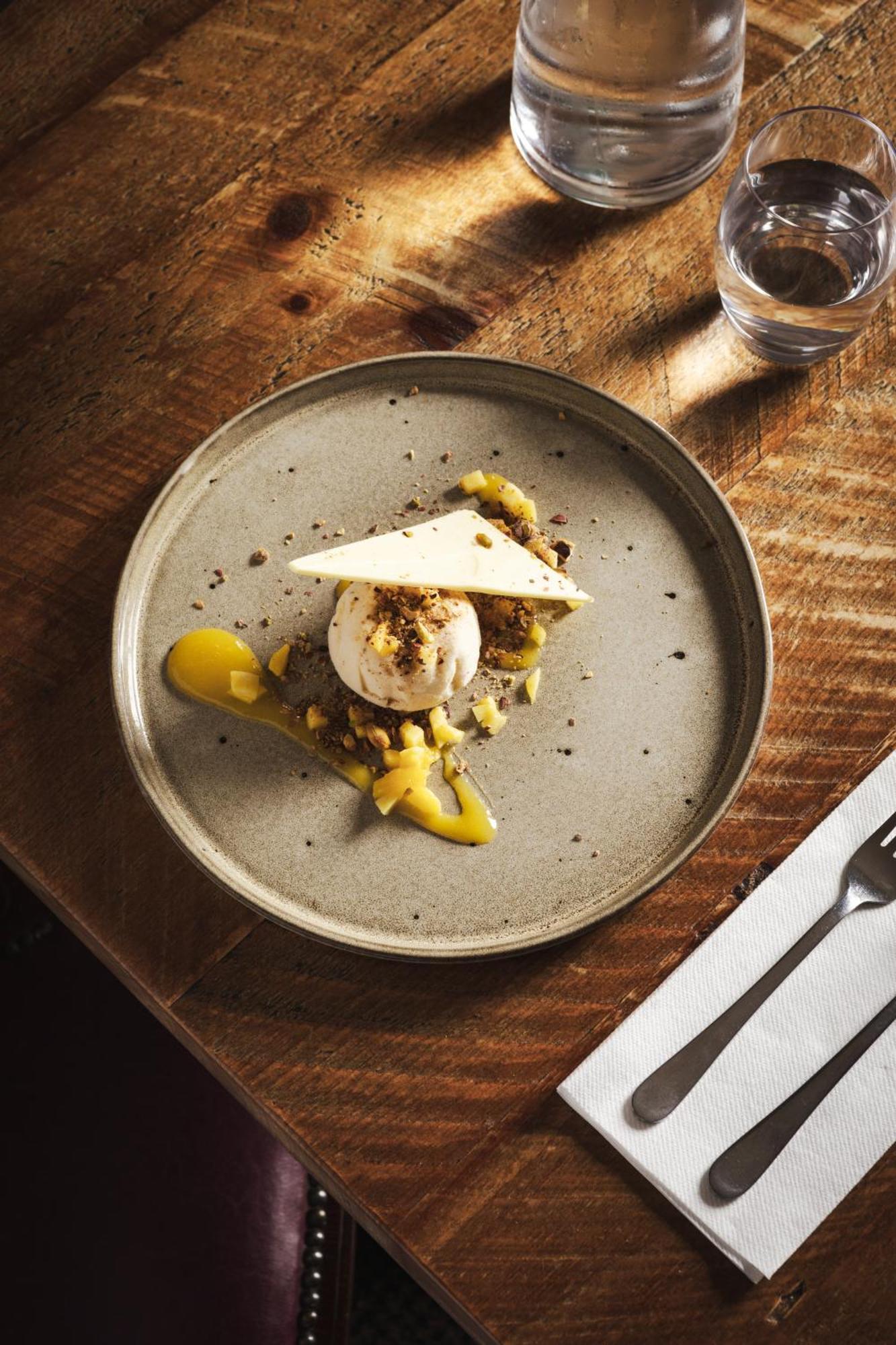 The Pilsley Inn - Chatsworth Baslow Ngoại thất bức ảnh